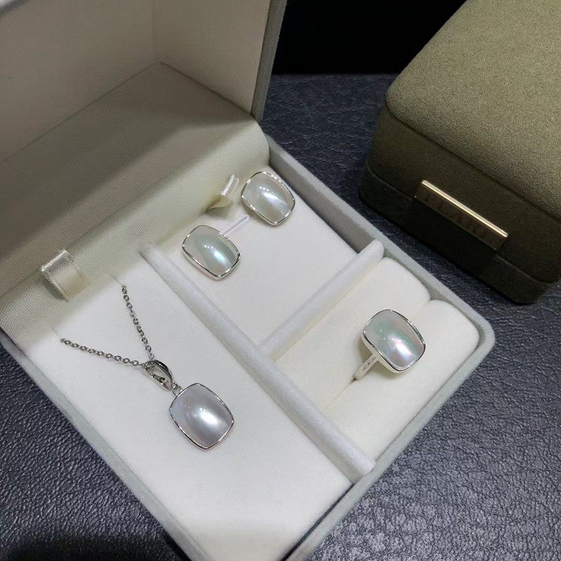 小魔方海水马贝纯银耳钉白色小快项链