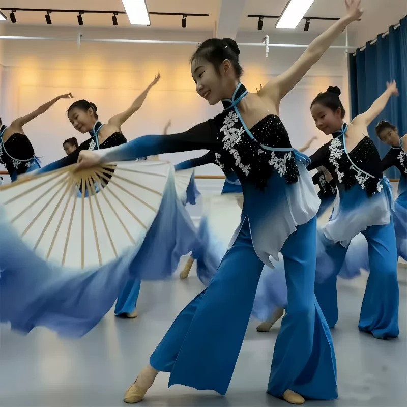 儿童一条大河古典舞蹈新款演出服胶州秧歌艺考民族服装扇子道具女