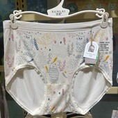 寻来新款 头包臀裤 女士内裤 抗菌裆无痕透气舒适少女莫代尔三角短裤