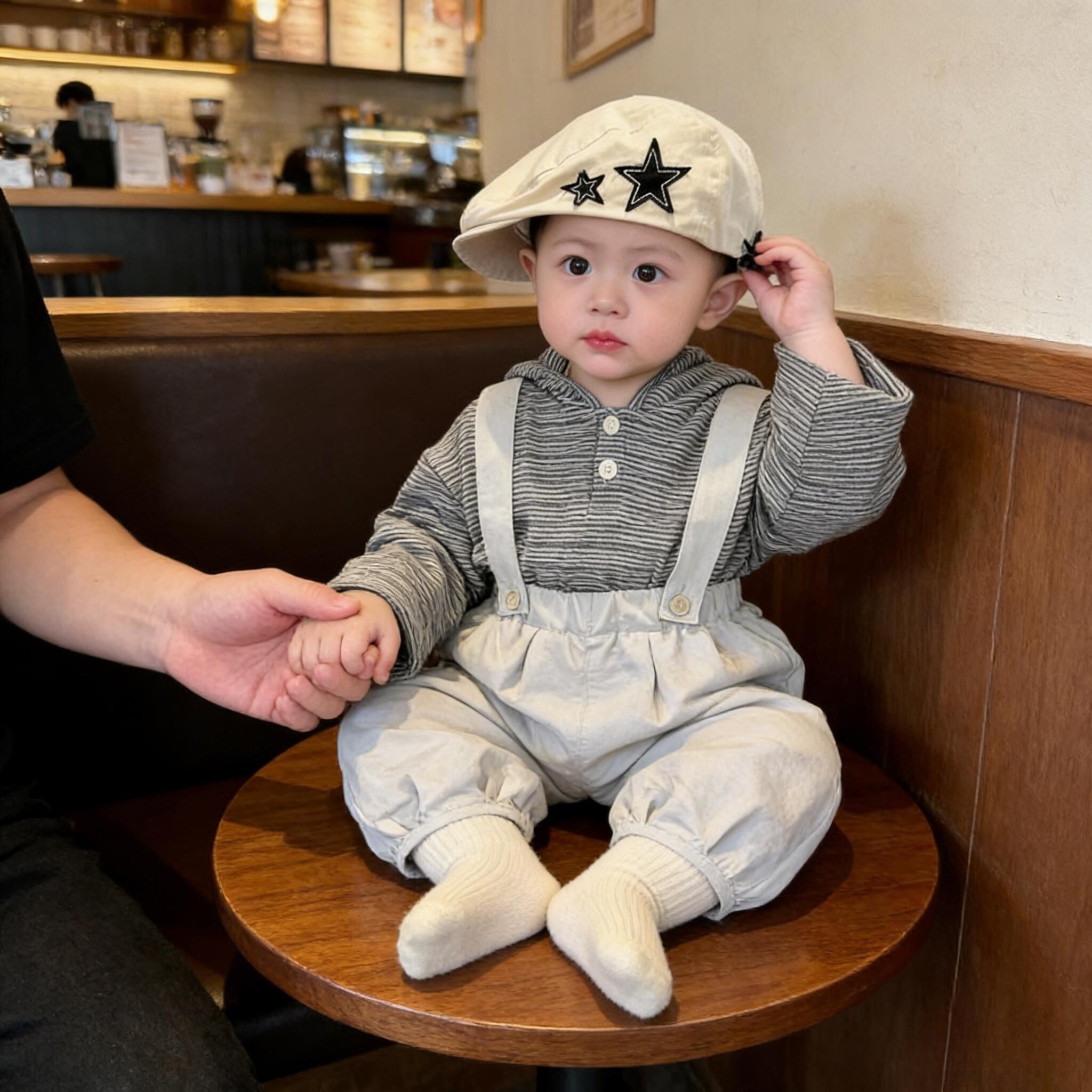 宝宝初春裤子超韩洋气百搭男宝背带裤2026春装新款外穿裤日常休闲