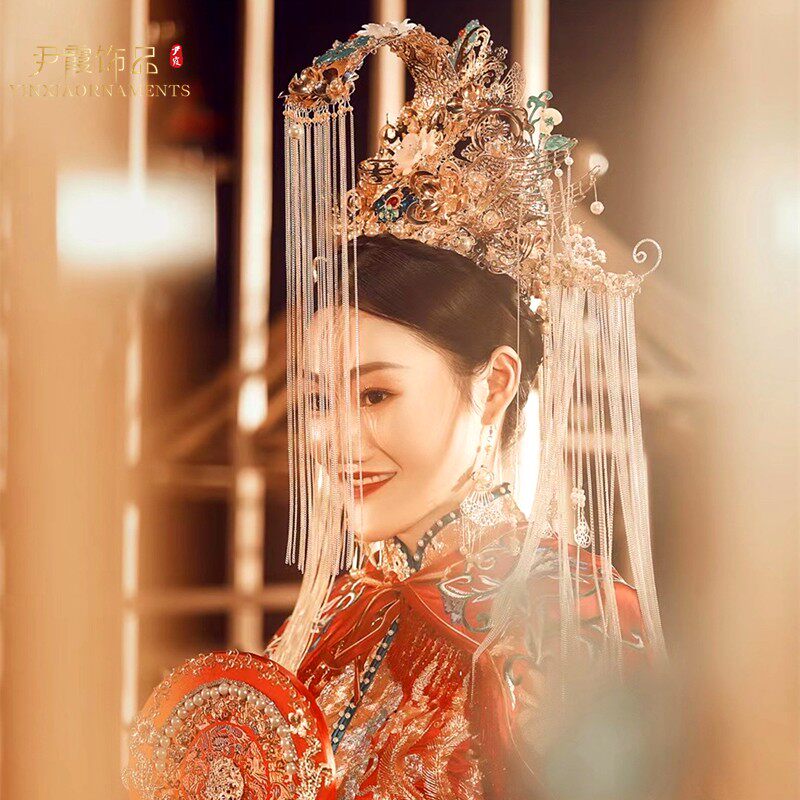 新款中式婚礼结婚仪式大凤冠古装新娘进场夸张流苏汉服影楼汉服女
