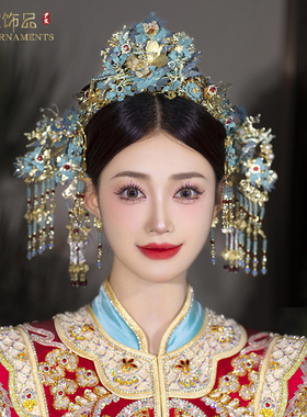 中式古风新娘秀禾服蓝色大气头饰新款半冠凤冠步摇边夹结婚饰品