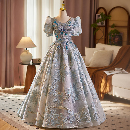 轻奢宴会晚礼服舞台独唱演出服女