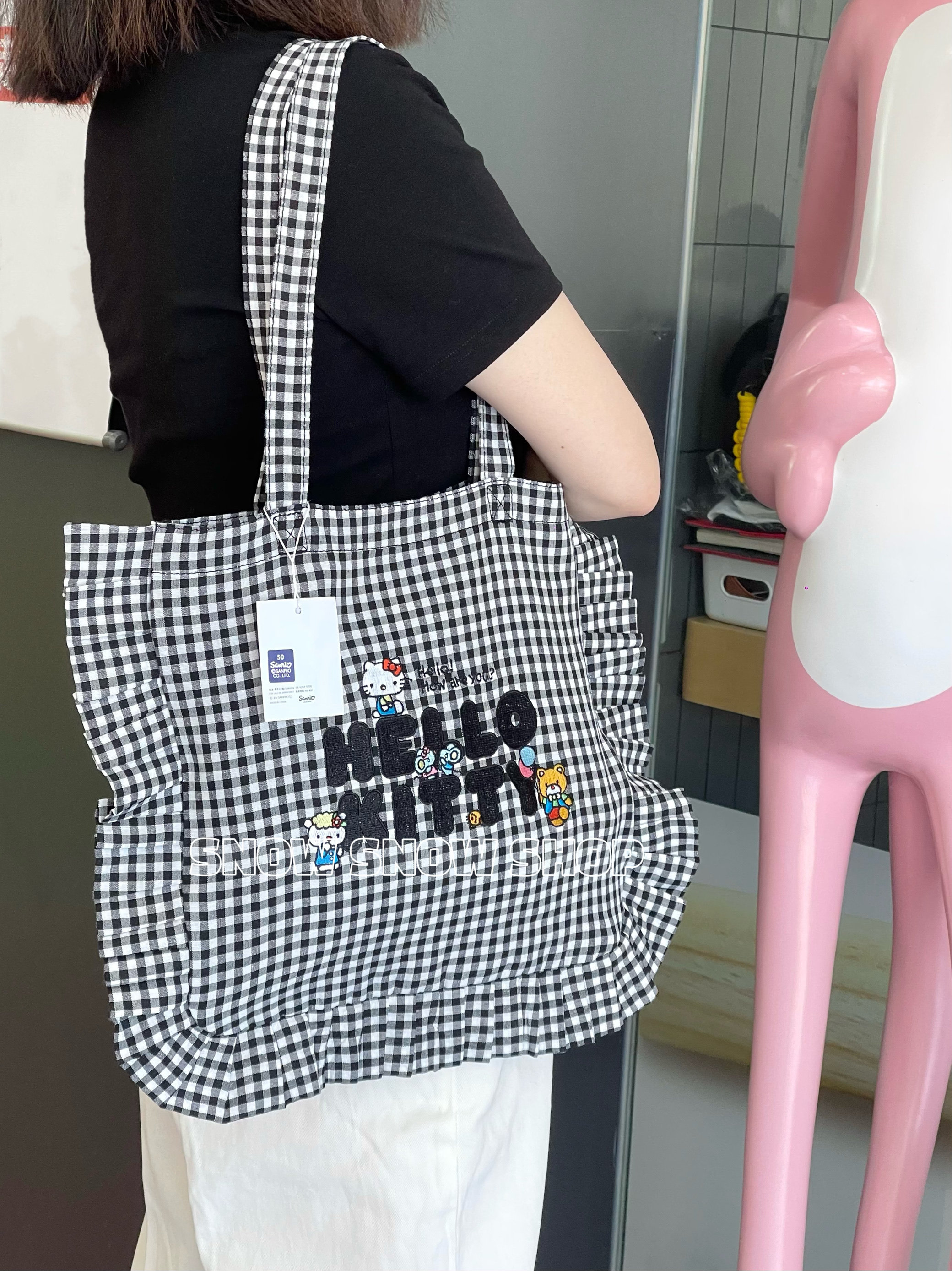 清仓SNOW【刺绣版】HelloKitty黑白格纹荷叶边单肩包帆布袋布包