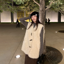 NAZ那子大码韩系高级羊羔毛毛绒马甲胖mm高级感牛角扣时尚外套冬