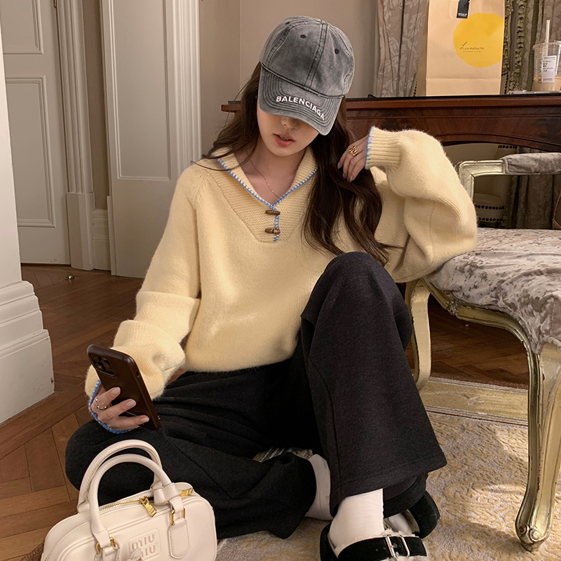 NAZ那子大码冬季新款牛角扣翻领撞色拼接洋气胖mm时尚内搭针织衫