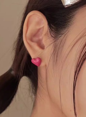 韩国FEVER同款绿色爱心耳钉设计感925银针防过敏耳饰冷淡风耳环