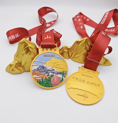 新品衡山金属奖牌 亮金登顶纪念牌 正版原创 五岳南岳旅游可签名