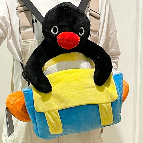 可爱毛绒小企鹅双肩包女学生书包公仔小背包小众显眼包生日礼物