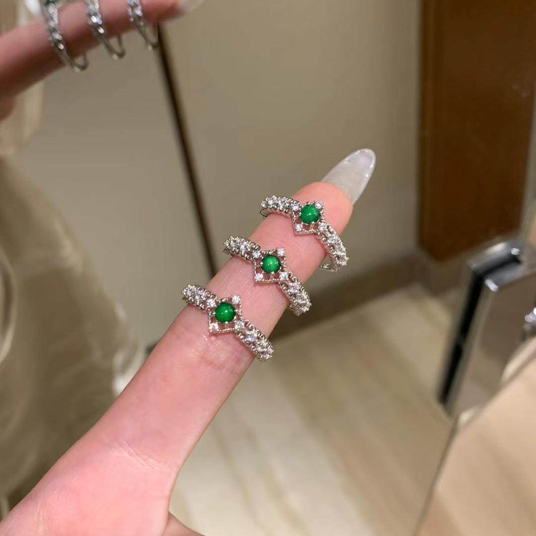 「蕾丝方块」天然危料翡翠阳绿925纯银时尚清新镂空款戒指送礼物