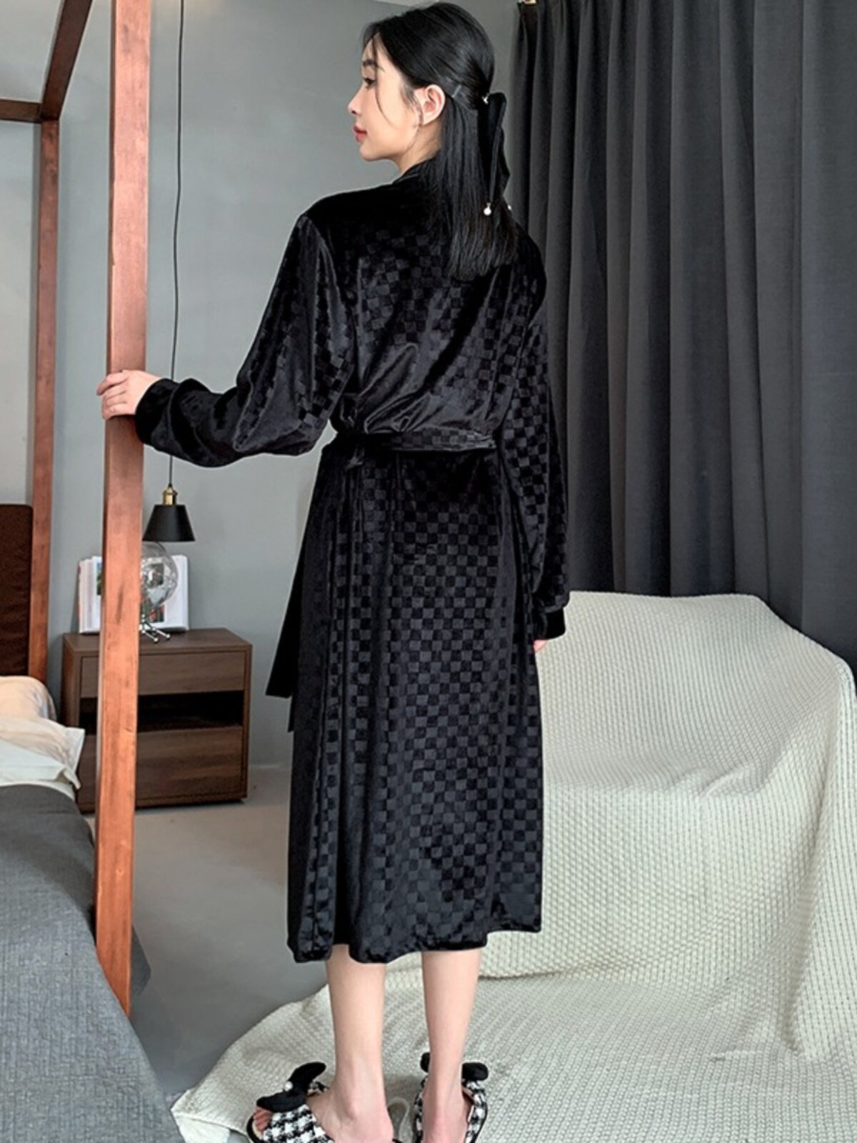 FALL WINTER 2024 GOLDEN VELVET NIGHTGOWN WOMENS BATHROBE MORNING ROBE PLUS SIZE PLAID CORAL FLEECE LOUNGEWEAR THICKENED BATHROBE