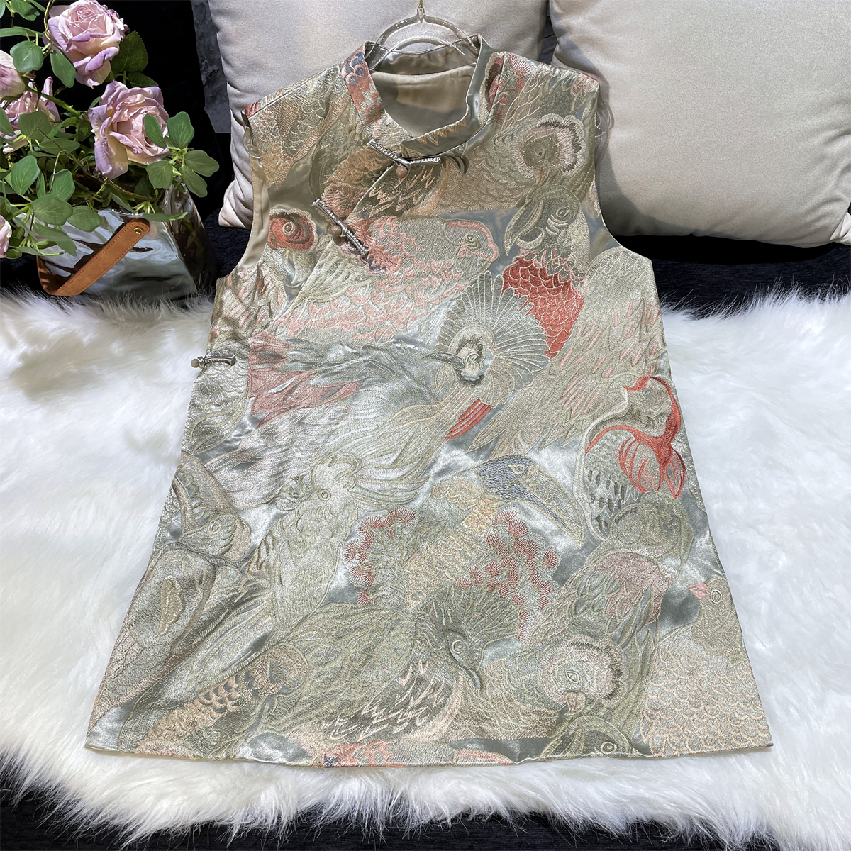 黄裳子醋酸重工刺绣旗袍上衣马甲