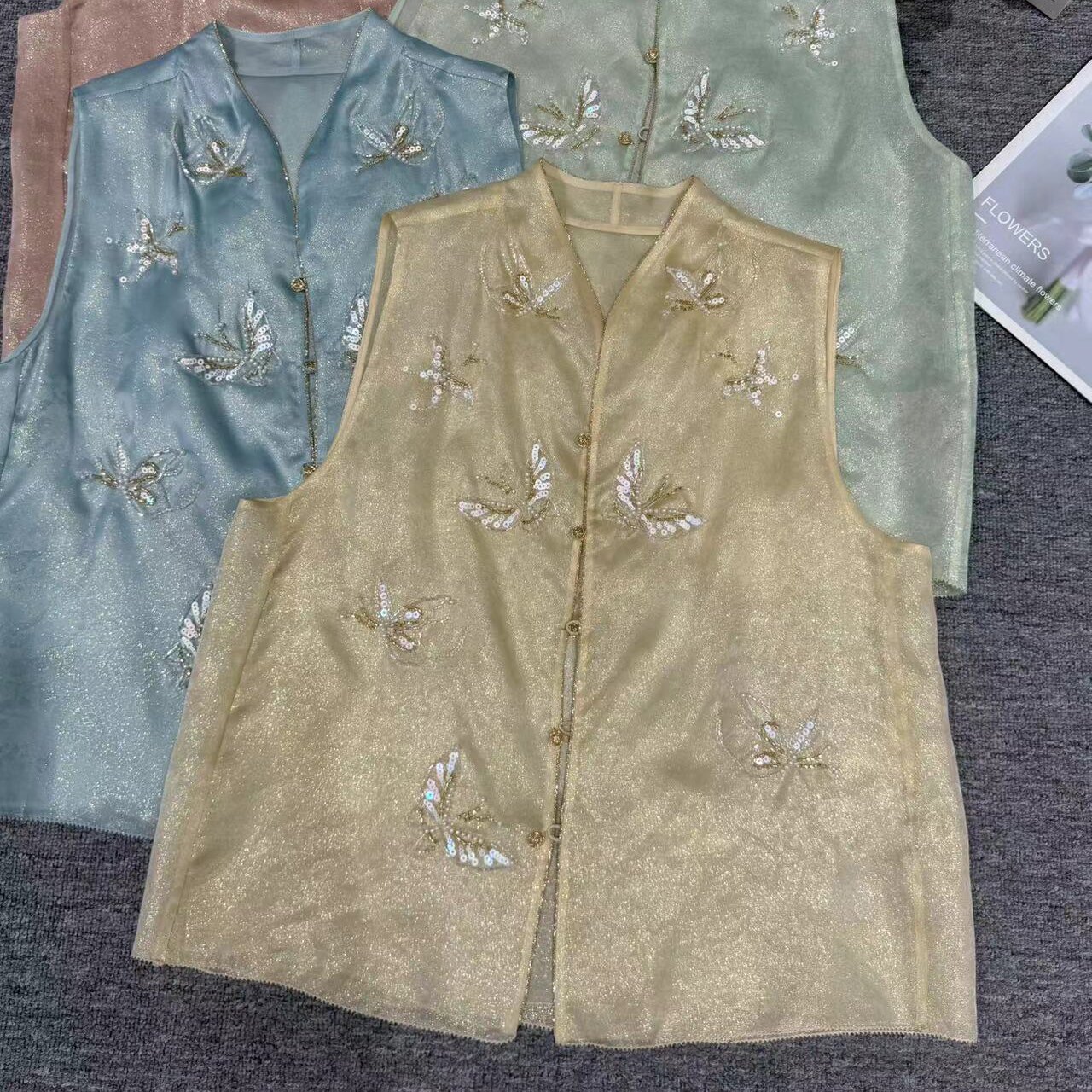 【金缕蝶影】新中式国风真丝花萝桑蚕丝手工钉珠刺绣立领马甲上衣