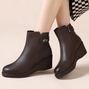 真皮厚底增高妈妈靴子秋冬不累脚坡跟短靴小个子女靴加绒保暖棉靴