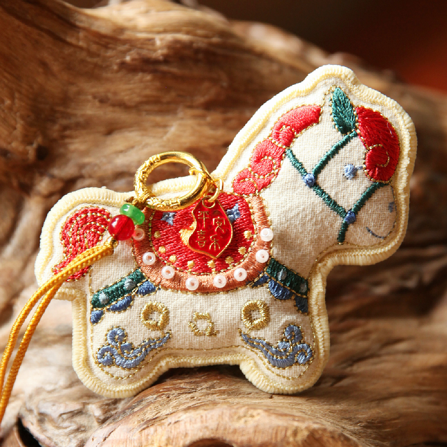 丙午马年刺绣小马驹香囊挂件