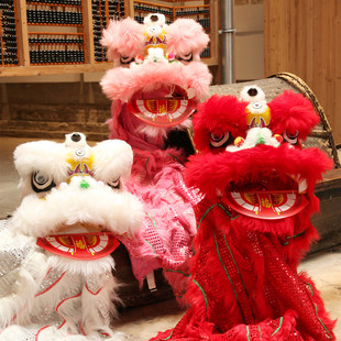 二人舞狮少年眼睛可眨眼雄狮南师红色带尾巴非遗羊毛醒狮子头摆件