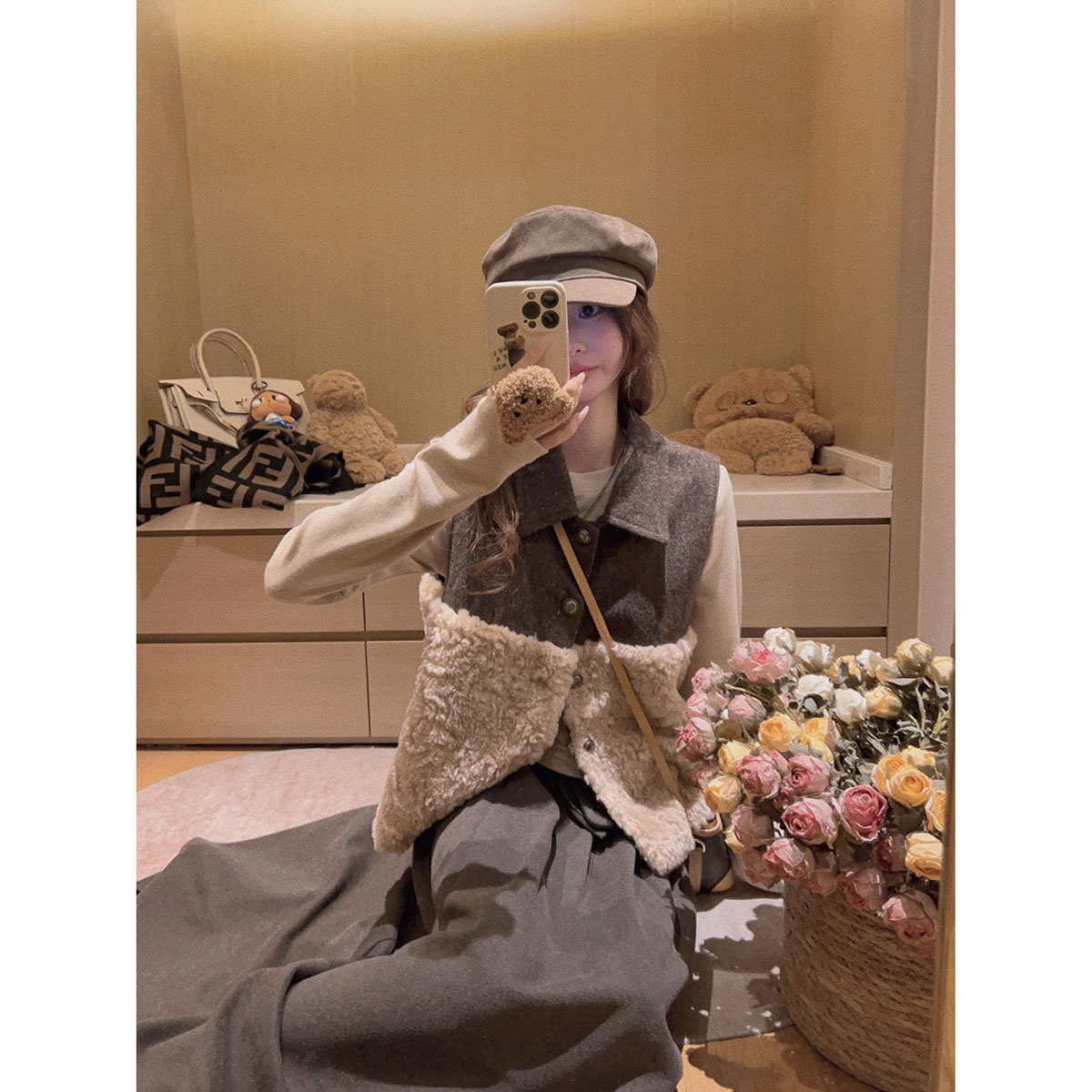 Yukiss【乖乖小羊驼！羊毛呢颗粒绒拼接毛毛马甲】