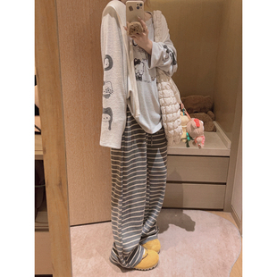 随便套都好看 躺平感穿搭 显瘦软糯条纹裤 Yukiss