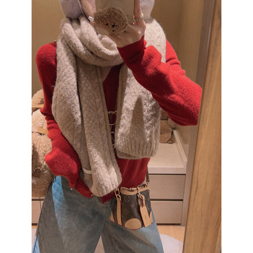 Yukiss【一整个保暖住！复古加厚纯色麻花羊毛围巾】