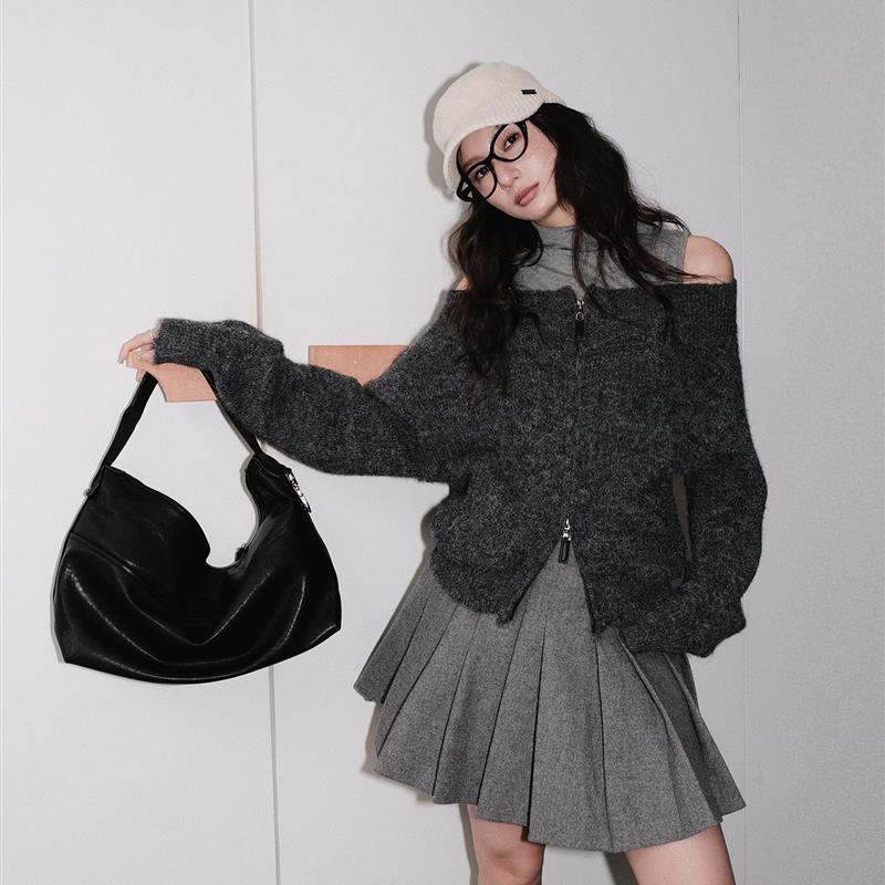 NEIHE内赫一字肩毛织撞色拼接上衣气质慵懒风毛衣女秋冬季257363