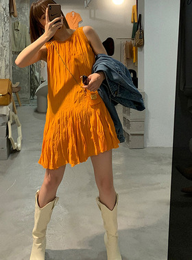 W花花家短款小个子连衣裙女夏季褶皱设计感弹力A字背心短裙Alice