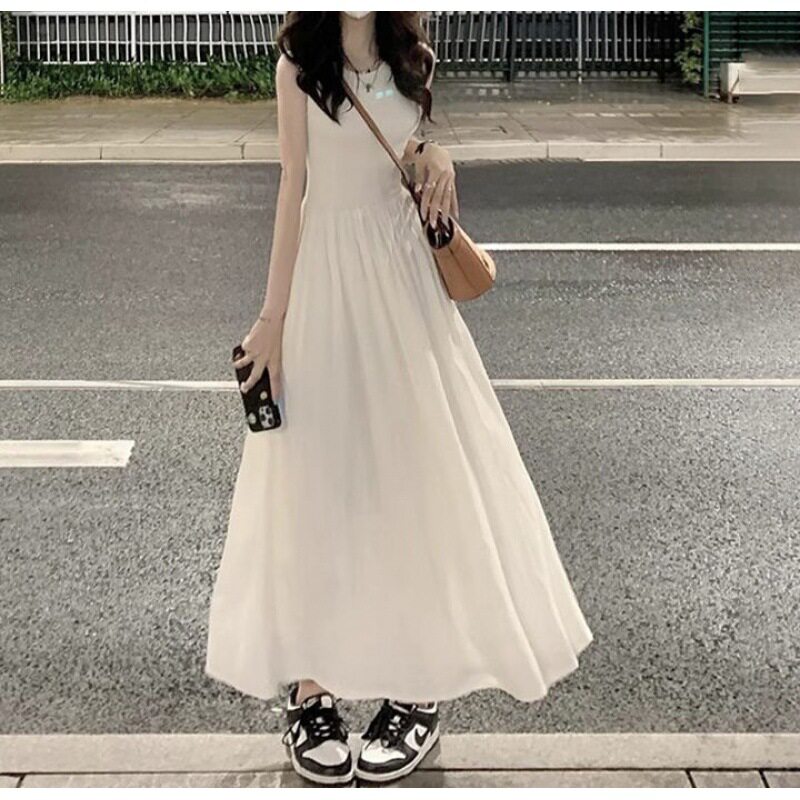 白色轻奢无袖背心吊带连衣裙气质女夏茶超仙森系海边度假裙子