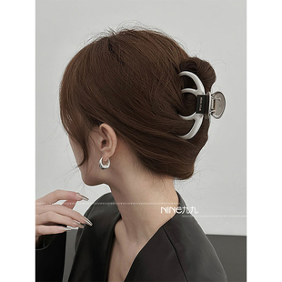 NINE九 复古发夹潮 金属盘发抓夹发量多超大号后脑勺鲨鱼夹网红款