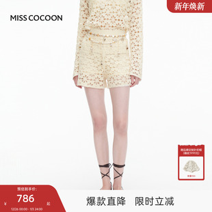 镂空绵羊毛针织休闲裤 新款 女2025秋季 MISSCOCOON可可尼白色短裤