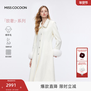 MISSCOCOON可可尼狐狸毛条呢子外套女2025冬季新款绵羊毛翻领大衣
