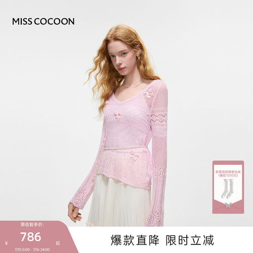 MISSCOCOON可可尼镂空V领上衣