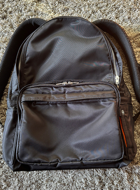 革新出品TANKER DAYPACK系列休闲通勤双肩背包尼龙旅行背囊电脑包