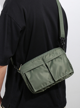 革新出品TANKER日系经典款男女通勤休闲旅行单肩斜挎迷你百搭小包