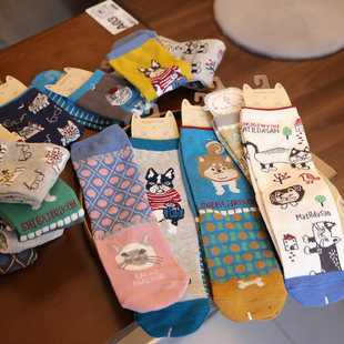 足下治愈轻奢出口日本正品 中筒袜女棉袜少女袜可爱猫咪提花 秋冬季