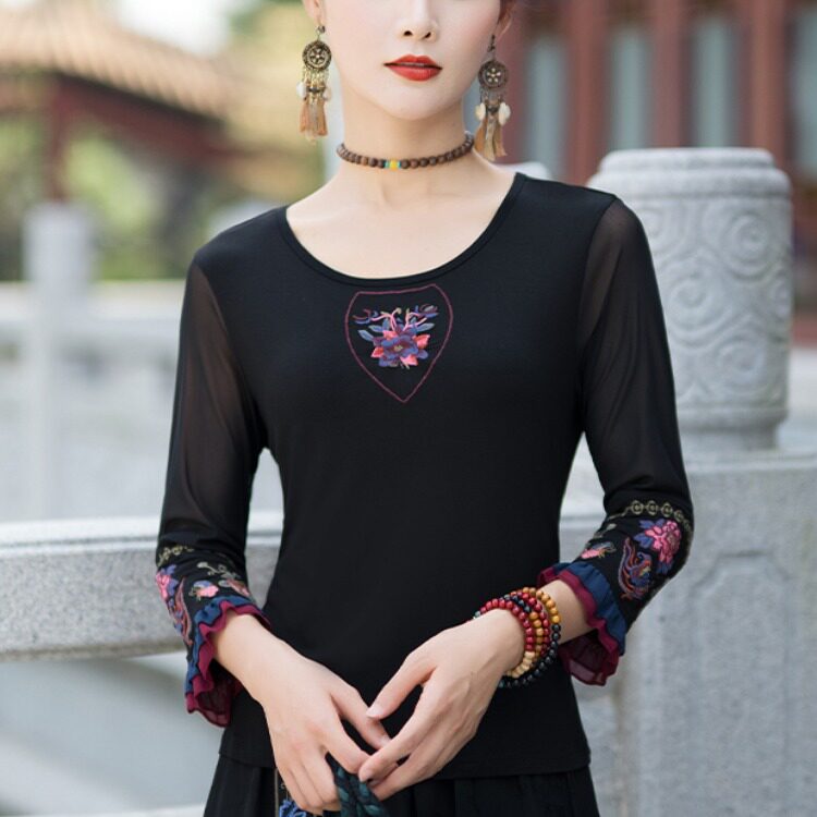 春秋新款复古民族风圆领T恤女装大码拼接修身显瘦打底衫百搭上衣