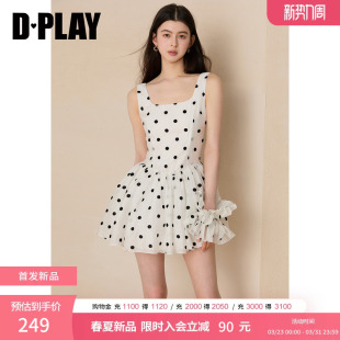 DPLAY甜美白色大方领腰部抽褶植绒波点吊带裙短裙连衣裙2026年春
