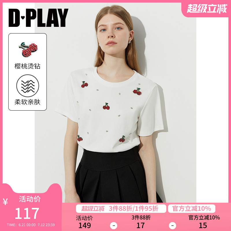 DPLAY2025年夏季气质通勤白色t恤女好看气质宽松独特樱桃短袖上衣