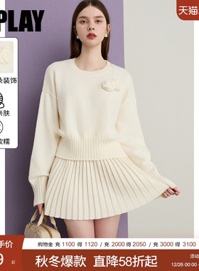 DPLAY2025秋季新款白色毛衣女宽松气质含羊毛针织衫长袖圆领上衣