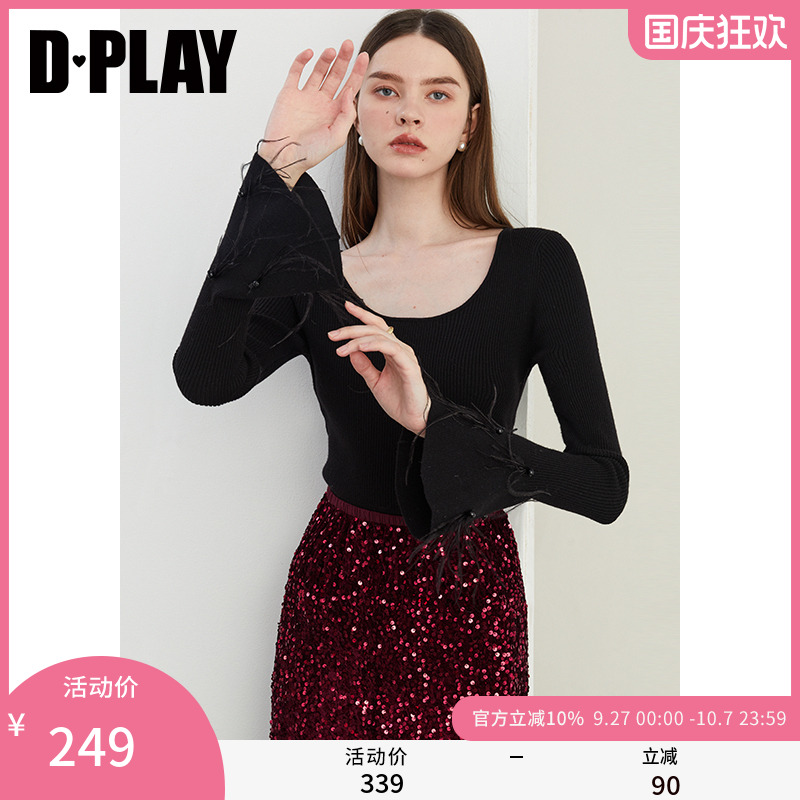DPLAY套头圆领喇叭袖针织衫