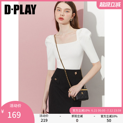 DPLAY2025年夏季新款白色方领上衣女泡泡袖修身短款针织衫短袖t恤
