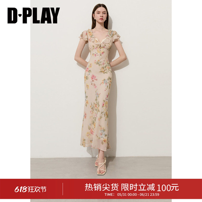 DPLAY【度假系列】杏色碎花裙温柔收腰气质长裙2026年夏季雪纺裙