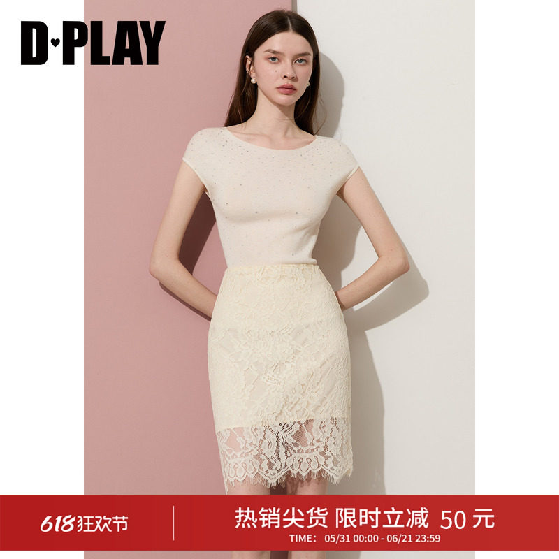 DPLAY白色针织T恤高弹烫钻感短袖上衣2026年夏季女包袖上衣针织衫