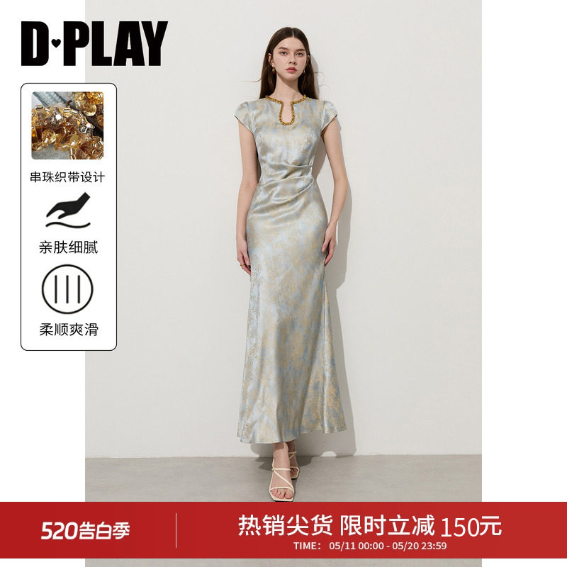 DPLAY2026年夏季新款缎面蓝色印花连衣裙国风新中式长裙时尚裙子
