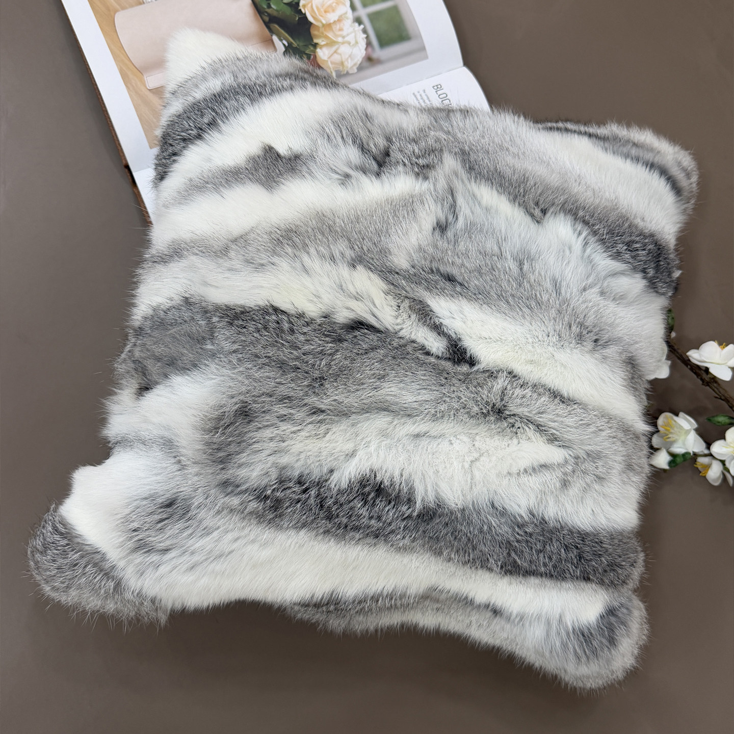 一丞一木高奢定制兔毛抱枕