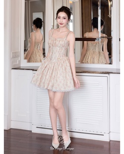 越南设计师品牌BEL ANGE减龄碎花蕾丝边吊带裙收腰连衣裙