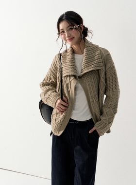 LAFREEDOM官方授权游牧风复古麻花大翻领毛衣开衫LAF350919