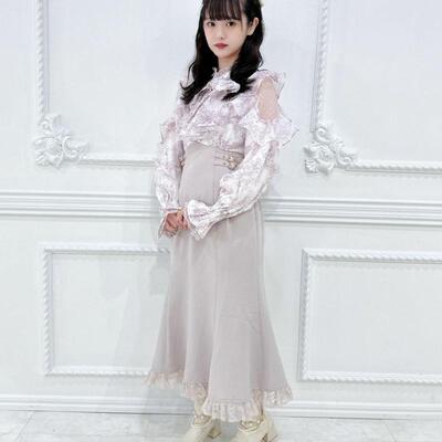 萝莉塔服饰拼接蕾丝千金风