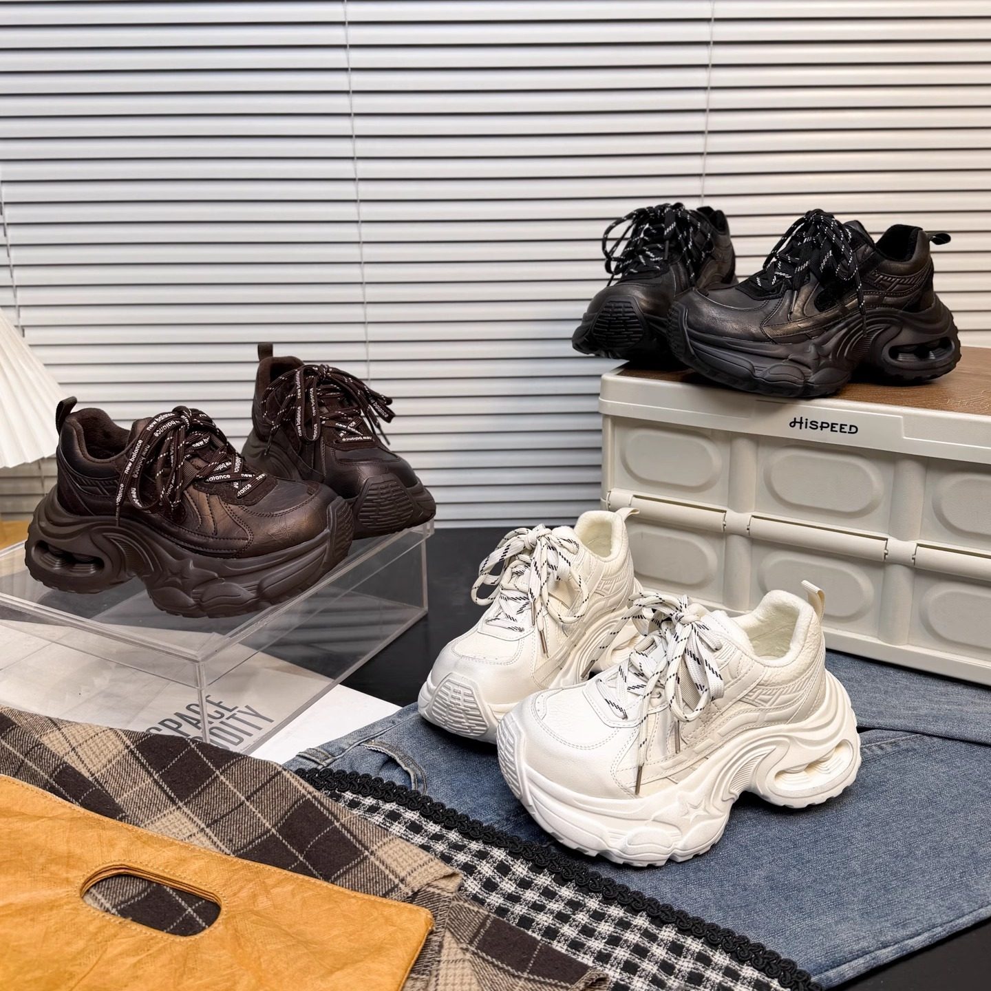 日本OFFCAT6cm真皮厚底做旧加绒老爹鞋女2025冬季新款休闲运动鞋