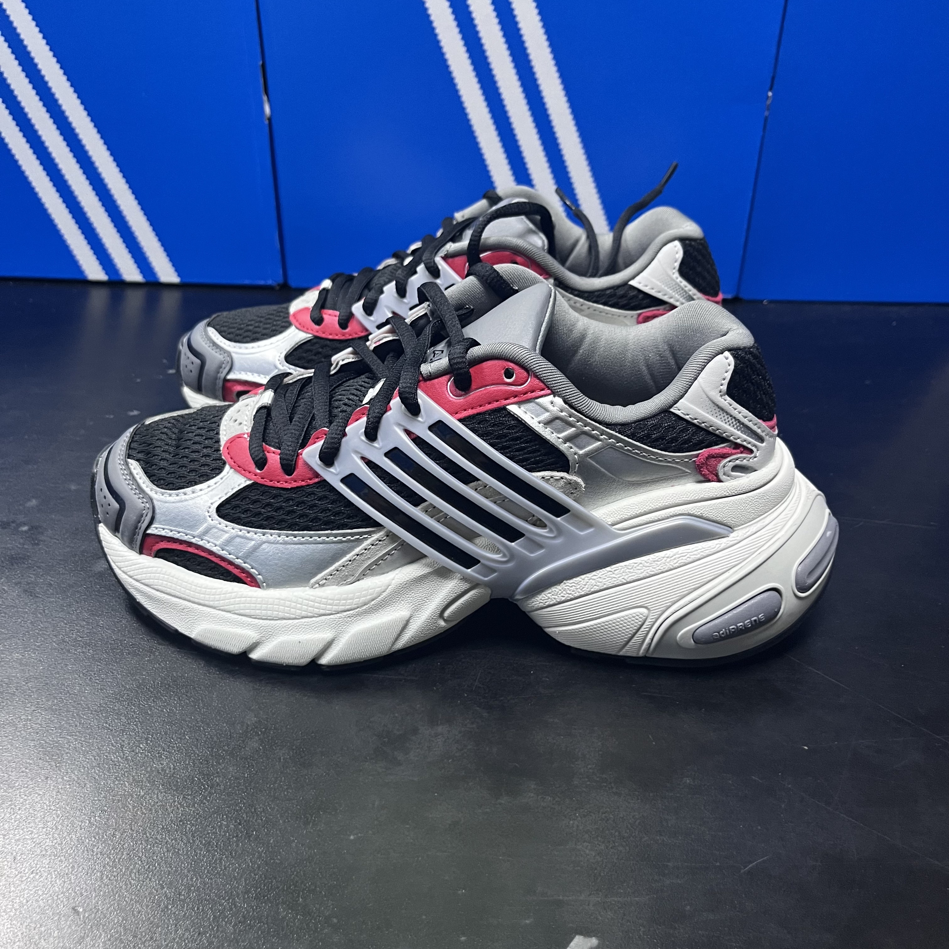 Adidas XLG RUNNER DELUXE 男女同款低帮舒适跑步鞋IH0429 KJ1389
