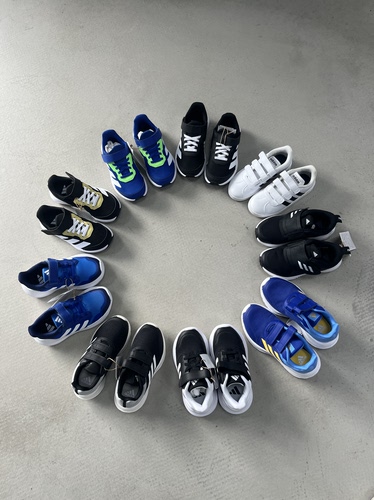 三哥推荐  Adidas 童鞋 儿童IE5983 DB1837 GZ3434 IE5989 G27144