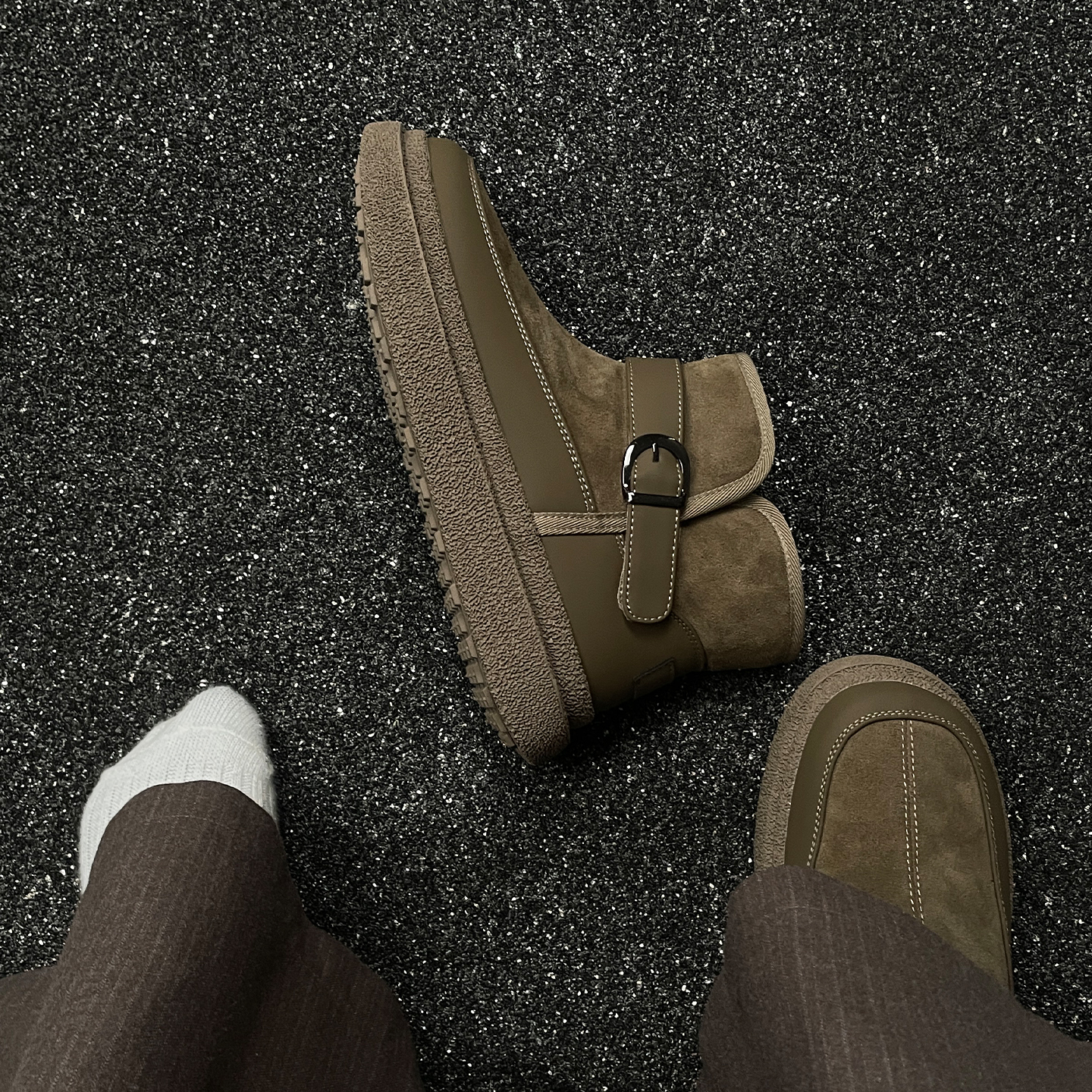 香港新款雪地靴男2025冬季加绒潮